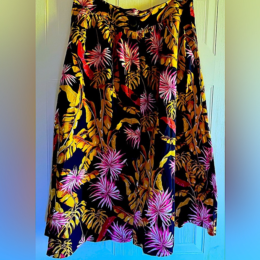 Mango floral skirt M. New